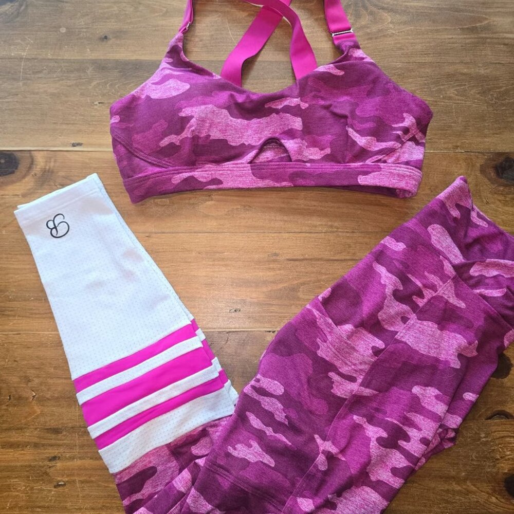 Bombshell Sportswear Pink Camo Set - size small EUC!!!